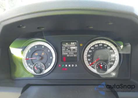 2015 Ram 1500 Express z USA, uszkodzony, nr VIN 1C6RR7KT4FS619797